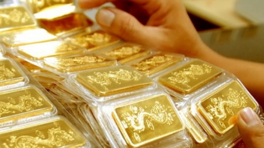 “Nếu không sớm sửa Nghị định 24 có thể dẫn đến buôn lậu vàng, đô la đen”