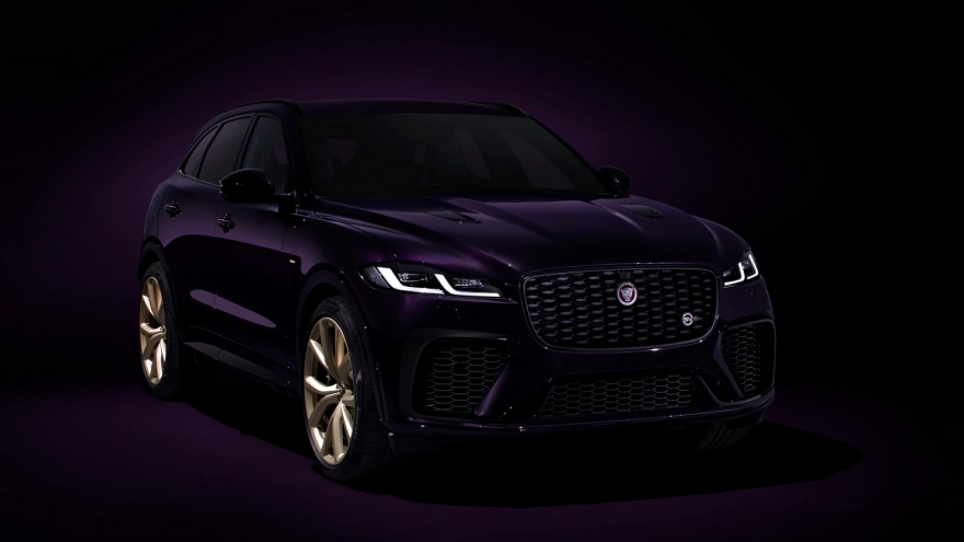 Jaguar ra mắt phiên bản đặc biệt lấy cảm hứng từ xe đua cho F-Pace SVR