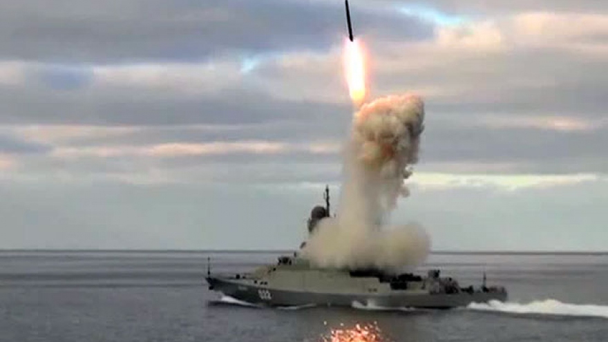Nga phóng tên lửa Kalibr, phá hủy kho vũ khí do NATO cung cấp cho Ukraine