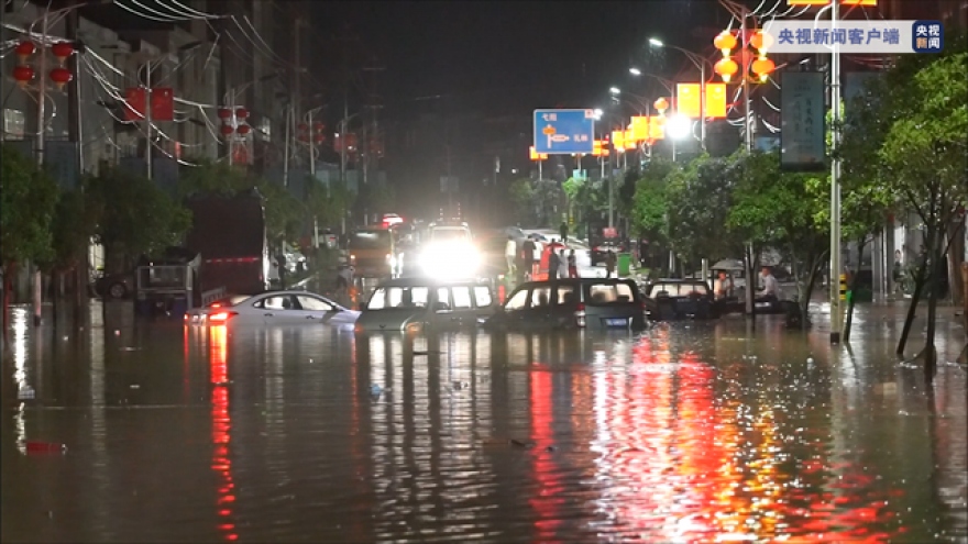 Lũ trên 75 con sông vượt mức báo động, Trung Quốc phát cảnh báo cao nhất