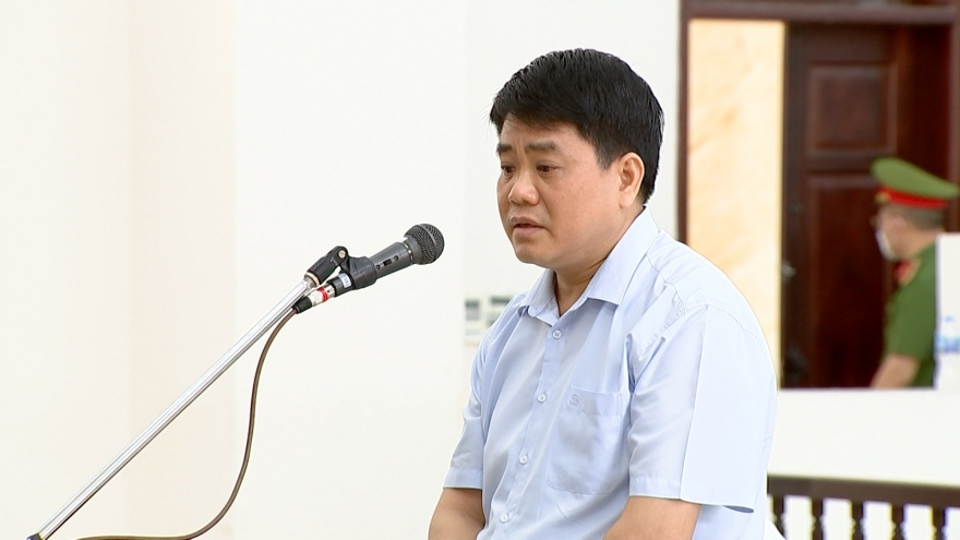 Bị cáo Nguyễn Đức Chung thừa nhận trách nhiệm trong vụ mua chế phẩm Redoxy-3C