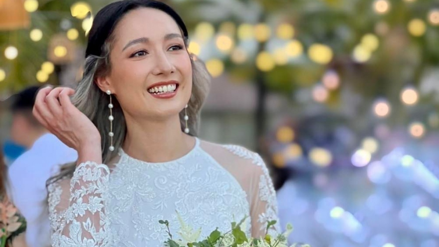 Cô dâu Anna Trương rạng rỡ trong ngày cưới tại Việt Nam