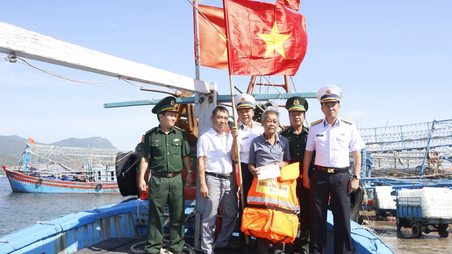 Vùng 4 Hải quân: Điểm tựa cho ngư dân Khánh Hòa