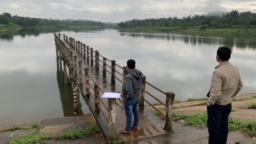 Lấn chiếm hồ đập tràn lan tại Đắk Lắk: Vi phạm tràn lan, bom nước chực chờ