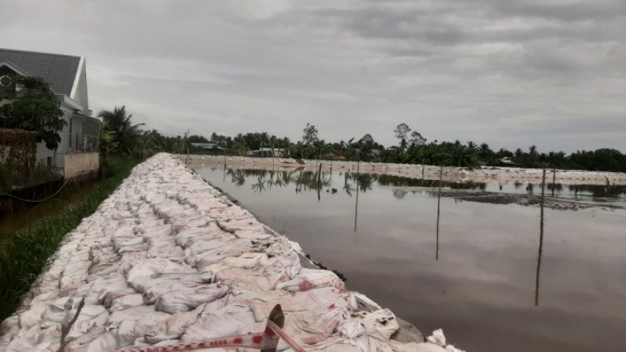 Khắc phục xong sự cố bơm bùn cát tràn đọng nước ở khu dân cư ở Tiền Giang