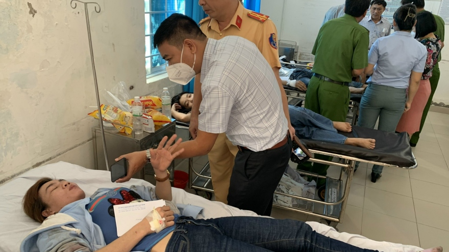 Vụ tai nạn làm 3 người chết ở Khánh Hòa: Xe khách, xe tải đều còn hạn đăng kiểm