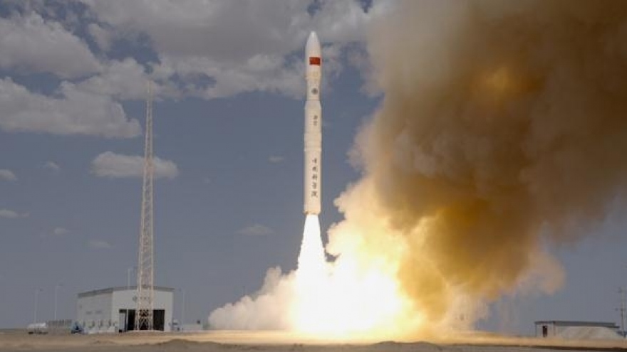 Trung Quốc phóng thành công tên lửa đẩy nhiên liệu rắn lớn nhất