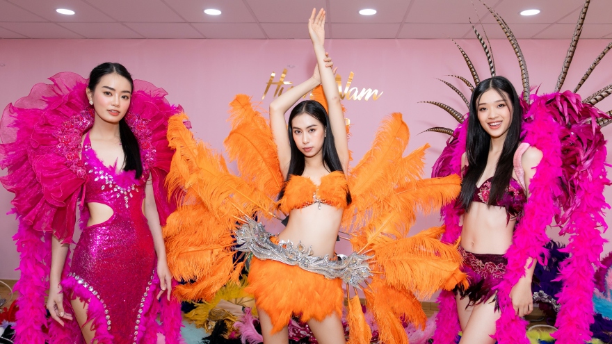Thí sinh Hoa hậu Thế giới Việt Nam 2022 sẵn sàng cho buổi diễu hành đường phố
