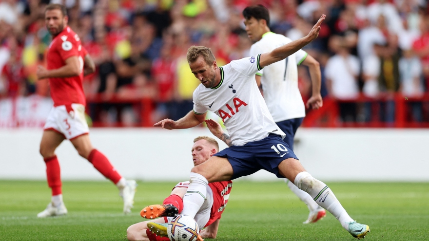 Harry Kane "hụt" hat-trick, Tottenham "vượt ải" tân binh Nottingham