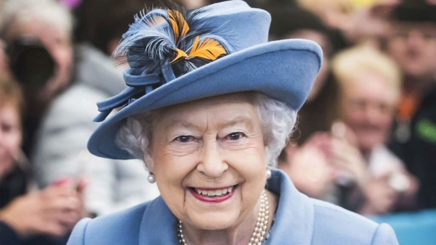 Những thứ đáng ngạc nhiên thuộc sở hữu của Nữ hoàng Anh Elizabeth II