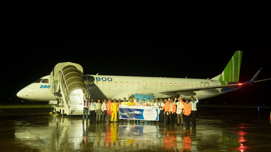Bamboo Airways thực hiện chuyến bay Việt Nam - Campuchia đầu tiên