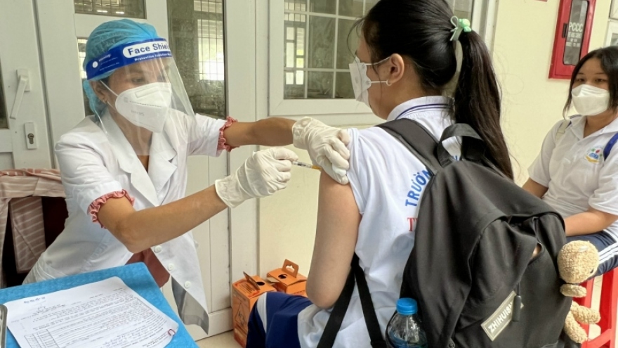 Công tác tiêm phòng vaccine ở Bến Tre đạt cao so với cả nước