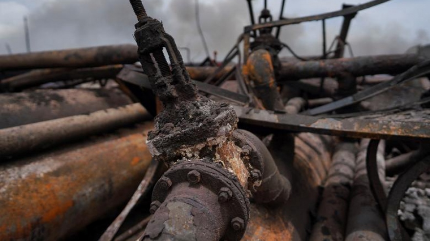 Hình ảnh kho dầu Cuba tan hoang sau vụ cháy kinh hoàng