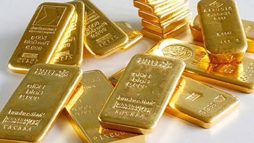 Giá vàng trong nước giảm chậm, cao hơn giá thế giới trên 17 triệu đồng/lượng