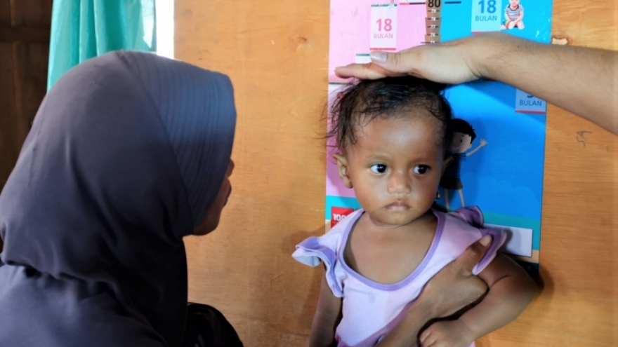 Indonesia quyết tâm giải bài toán suy dinh dưỡng thấp còi ở trẻ
