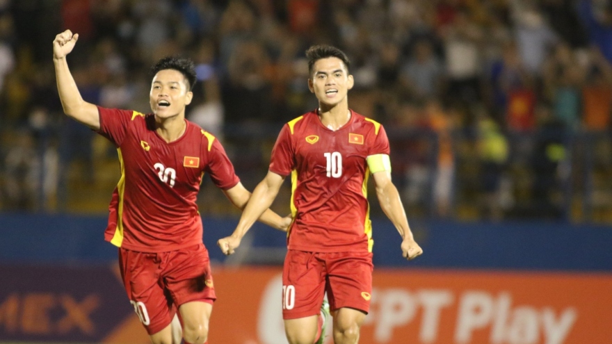 Đội trưởng U19 Việt Nam nhận mưa giải thưởng sau chức vô địch U19 Quốc tế