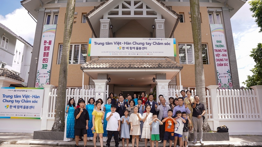 Hyundai chung tay hỗ trợ gia đình đa văn hóa Việt Nam - Hàn Quốc