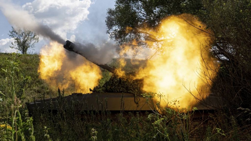 Mỹ viện trợ thêm lô tên lửa và đạn pháo trị giá 550 triệu USD cho Ukraine