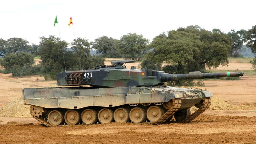 Tây Ban Nha nêu lý do không thể gửi xe tăng Leopard cho Ukraine
