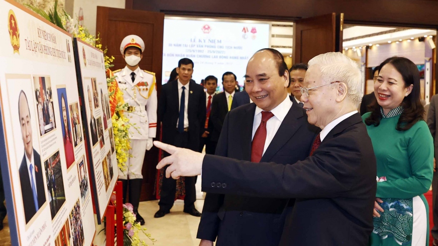 Tổng Bí thư Nguyễn Phú Trọng dự kỷ niệm 30 năm tái lập Văn phòng Chủ tịch nước