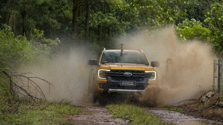 Ford Ranger thế hệ mới: Thay đổi cả lượng và chất