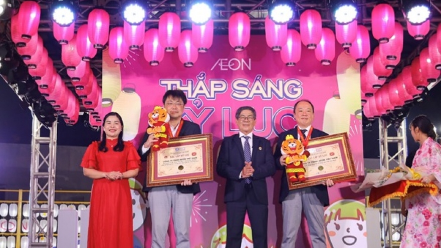 AEON Việt Nam mở màn chuỗi sự kiện kỷ niệm 10 năm với 2 kỷ lục Việt Nam