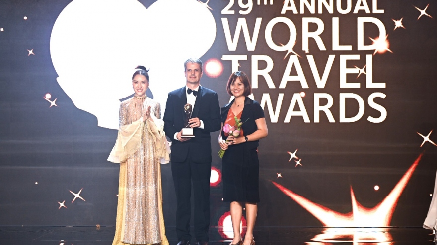 FLC Hotels & Resorts giành ‘cú đúp’ tại giải thưởng World Travel Awards 2022