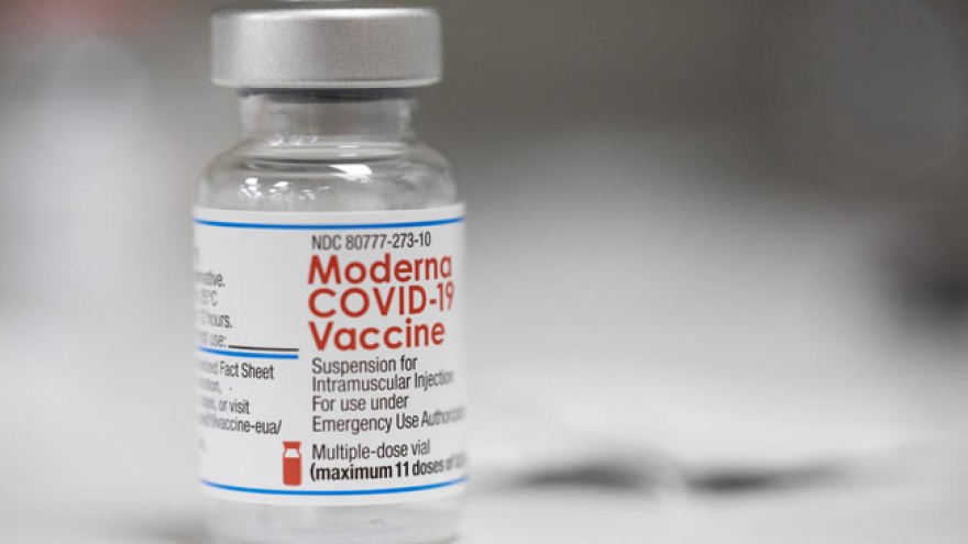Australia cấp phép vaccine Moderna có khả năng ngừa biến thể Omicron