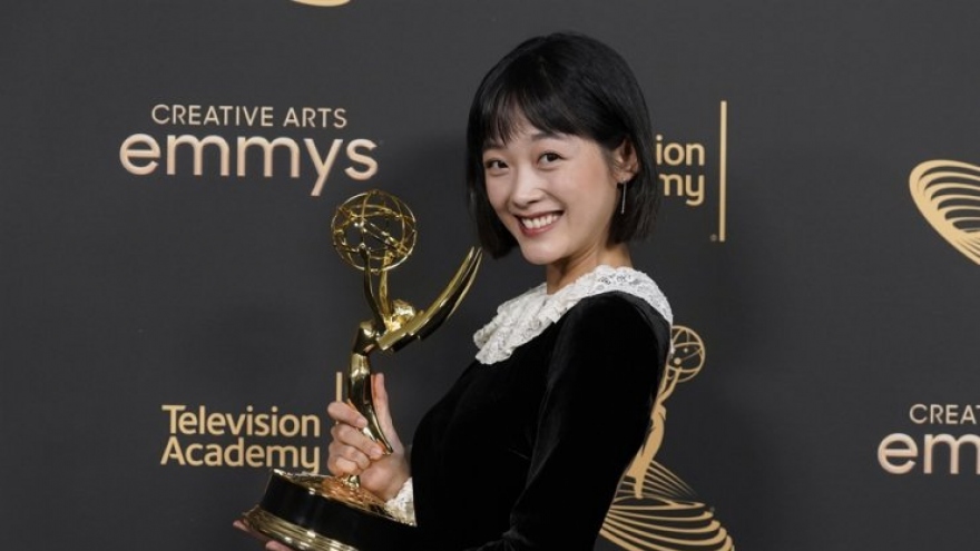 "Squid Game" ẵm 4 giải, Lee You-mi lập kỳ tích tại Emmy