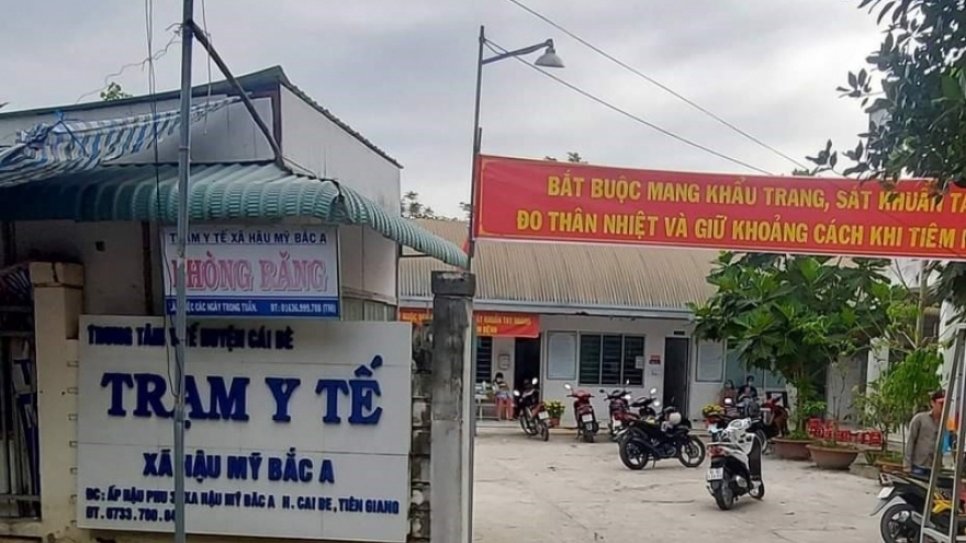 Cảnh cáo trưởng trạm y tế xã ở Tiền Giang có nhiều sai phạm trong chống dịch