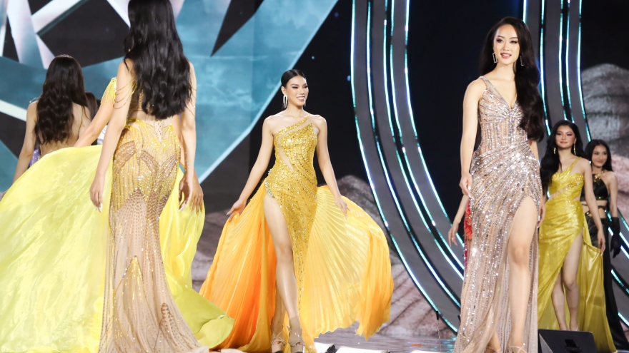 Màn trình diễn dạ hội của top 50 Miss Grand Vietnam 2022