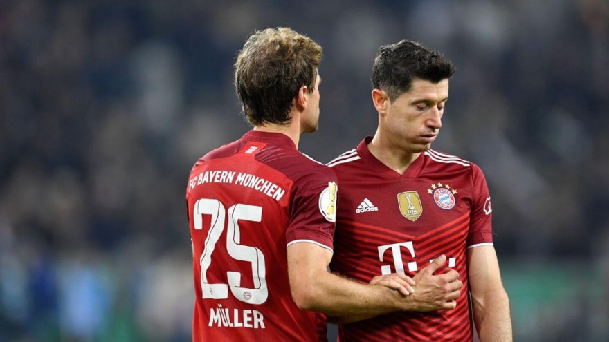 Ngày này năm xưa: Bayern Munich ''thảm bại'' ở đấu trường quốc nội