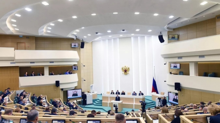 Hội đồng LB Nga thông qua sắc lệnh về áp dụng thiết quân luật ở 4 khu vực mới