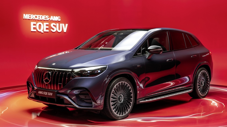 Chiêm ngưỡng Mercedes-AMG EQE SUV 2024 mới