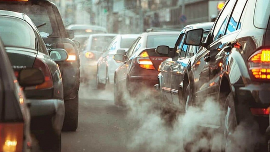 EU hướng tới cấm toàn bộ xe ô tô chạy bằng động cơ đốt trong từ năm 2035