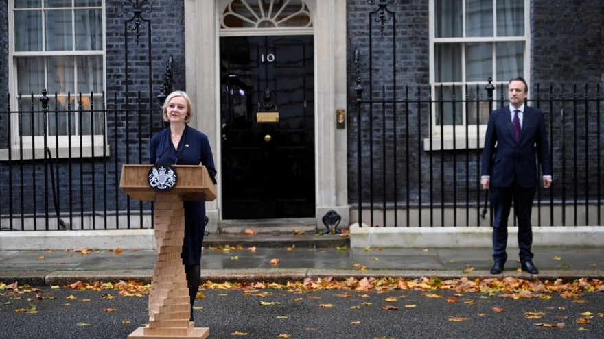 Thủ tướng Anh Liz Truss tuyên bố từ chức sau 6 tuần tại vị