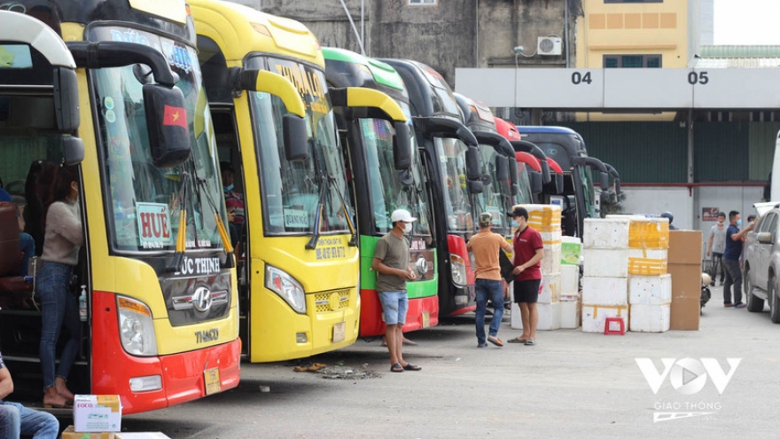Hà Nội: Nhiều đơn vị kinh doanh vận tải không đón, trả khách tại bến