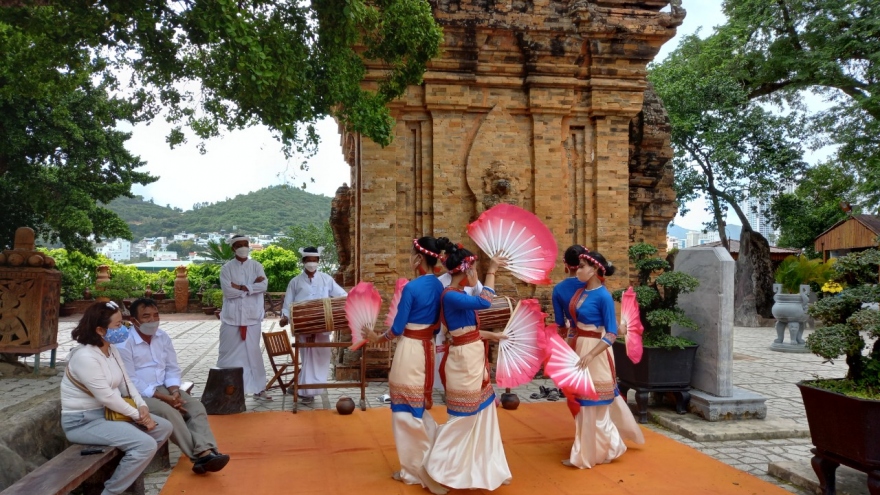 Văn hóa sẽ là "nguồn lực ghê gớm" để Khánh Hòa phát triển du lịch