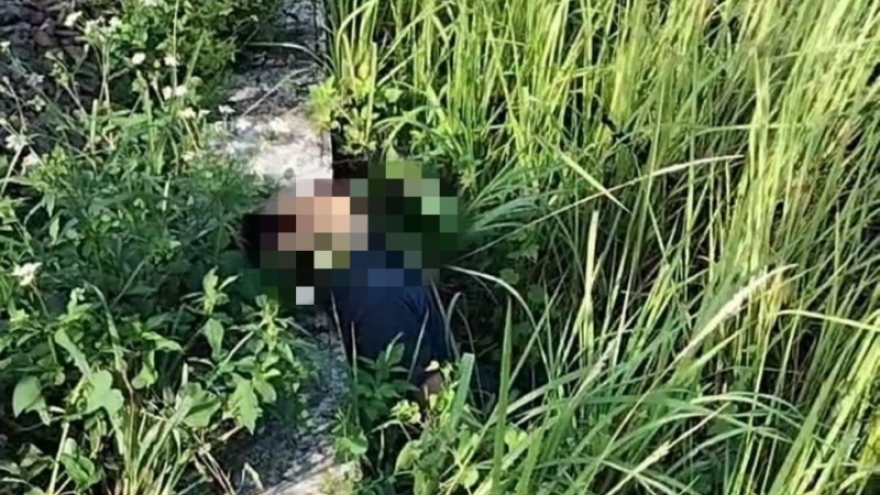Người đàn ông tử vong cạnh đường ray ở Bình Thuận