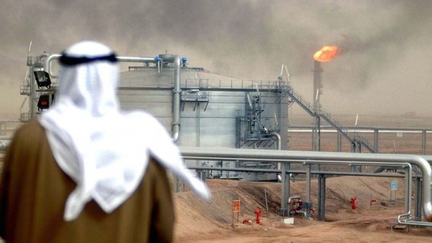 Kuwait và Saudi Arabia ủng hộ quyết định cắt giảm sản lượng của OPEC+