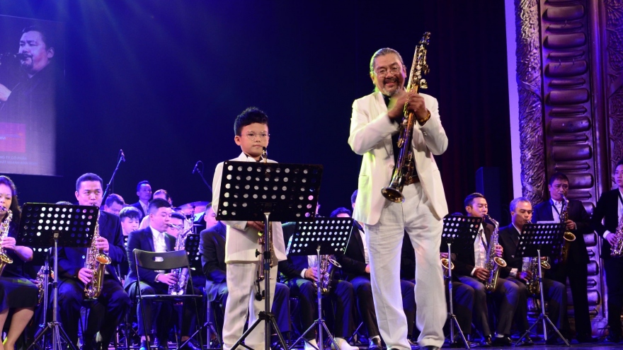 NSƯT Quyền Văn Minh: “Ngọn lửa” Jazz “cháy” mãi