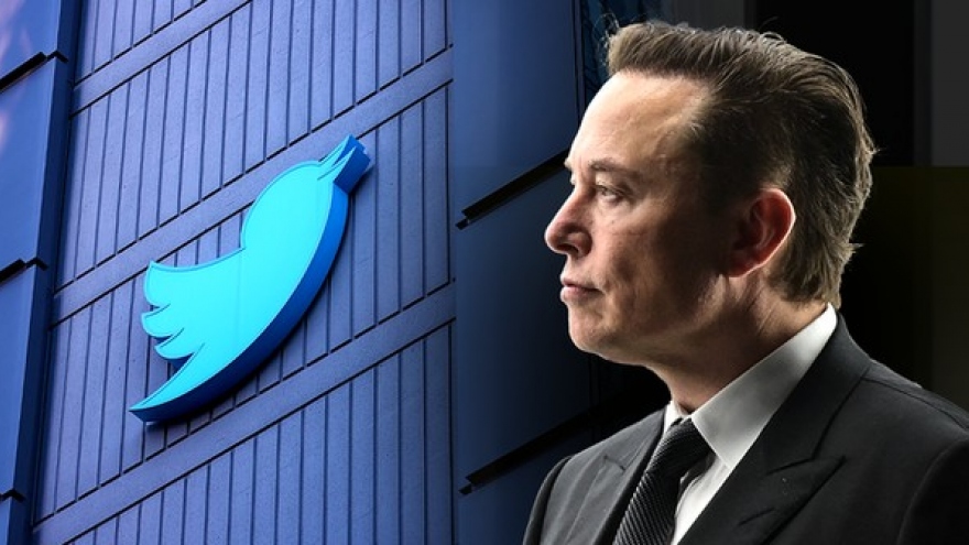 Vừa thâu tóm Twitter, Elon Musk sa thải hàng loạt lãnh đạo cấp cao