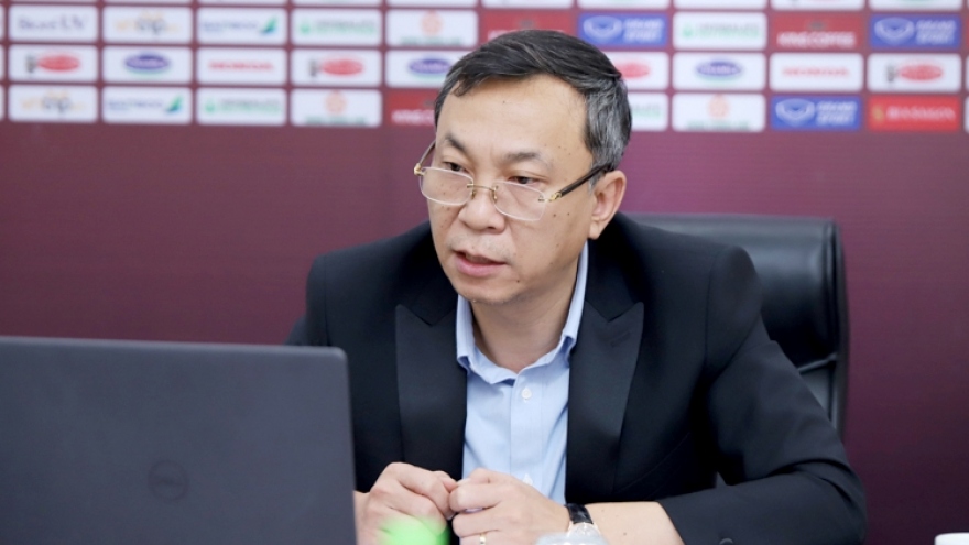 Lãnh đạo VFF phản đối việc Singapore muốn chọn sân cỏ nhân tạo đá AFF Cup 2022