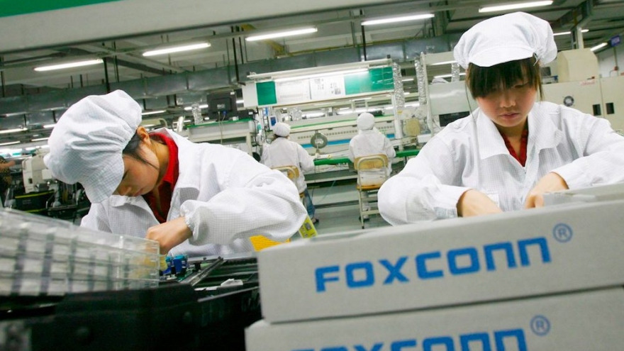 Nhân viên nhà máy sản xuất iPhone lớn nhất thế giới được tăng lương gấp 4 lần