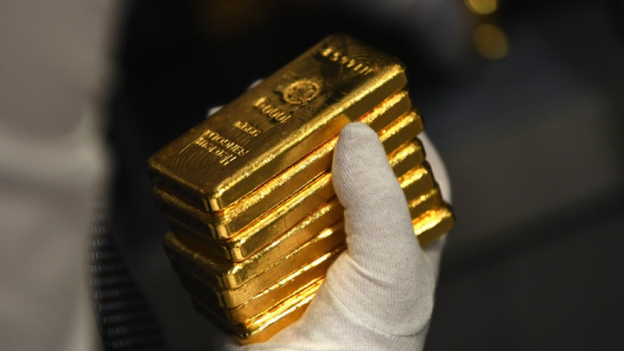 Giá vàng thế giới thấp hơn vàng trong nước 18 triệu đồng/lượng