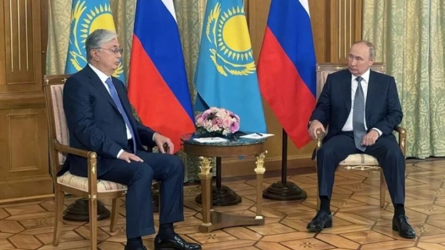 Tổng thống Nga chúc mừng Tổng thống Kazakhstan tái đắc cử