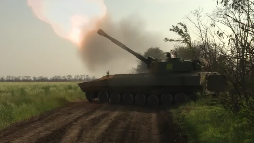 Ukraine tăng cường pháo kích vào Kherson trước cuộc phản công