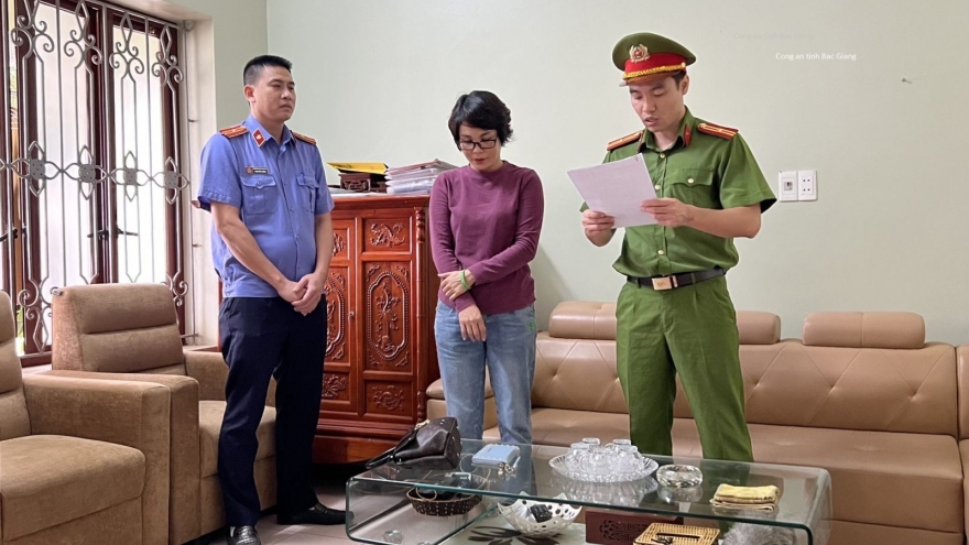 Làm giả hồ sơ dự thầu, nguyên Chủ tịch thị trấn Bích Động (Bắc Giang) bị khởi tố