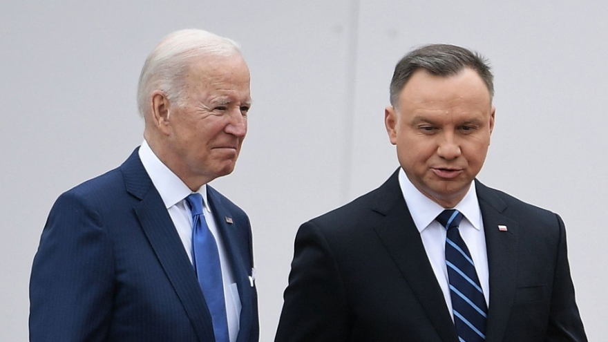 Tổng thống Mỹ, Ba Lan điện đàm sau thông tin tên lửa bắn vào lãnh thổ Ba Lan