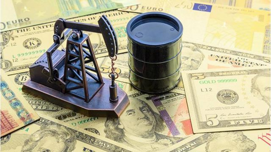 Ukraine đề xuất áp giá trần dầu Nga thấp hơn mức của G7